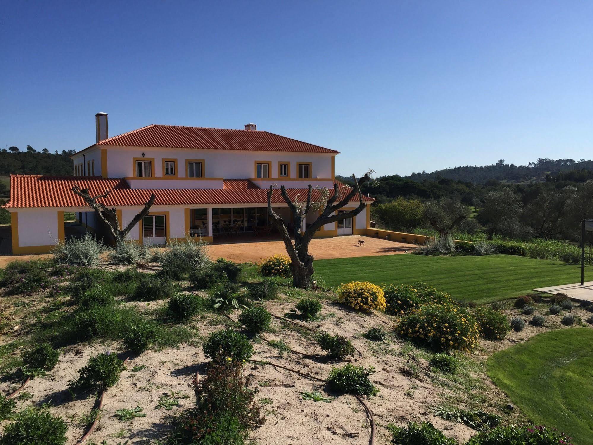 הוילה אזמבוז'ה Casa Do Alfaro מראה חיצוני תמונה